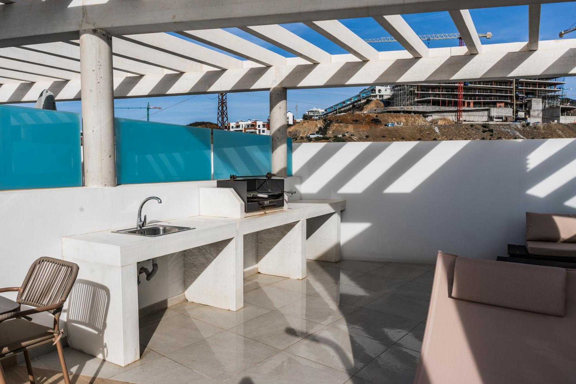 Апартаменти Panoramic Seaview Penthouse The Wave Фуенхірола Екстер'єр фото